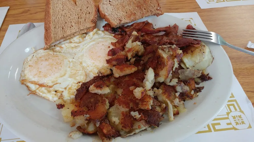 Eggs Bacon Homefrys